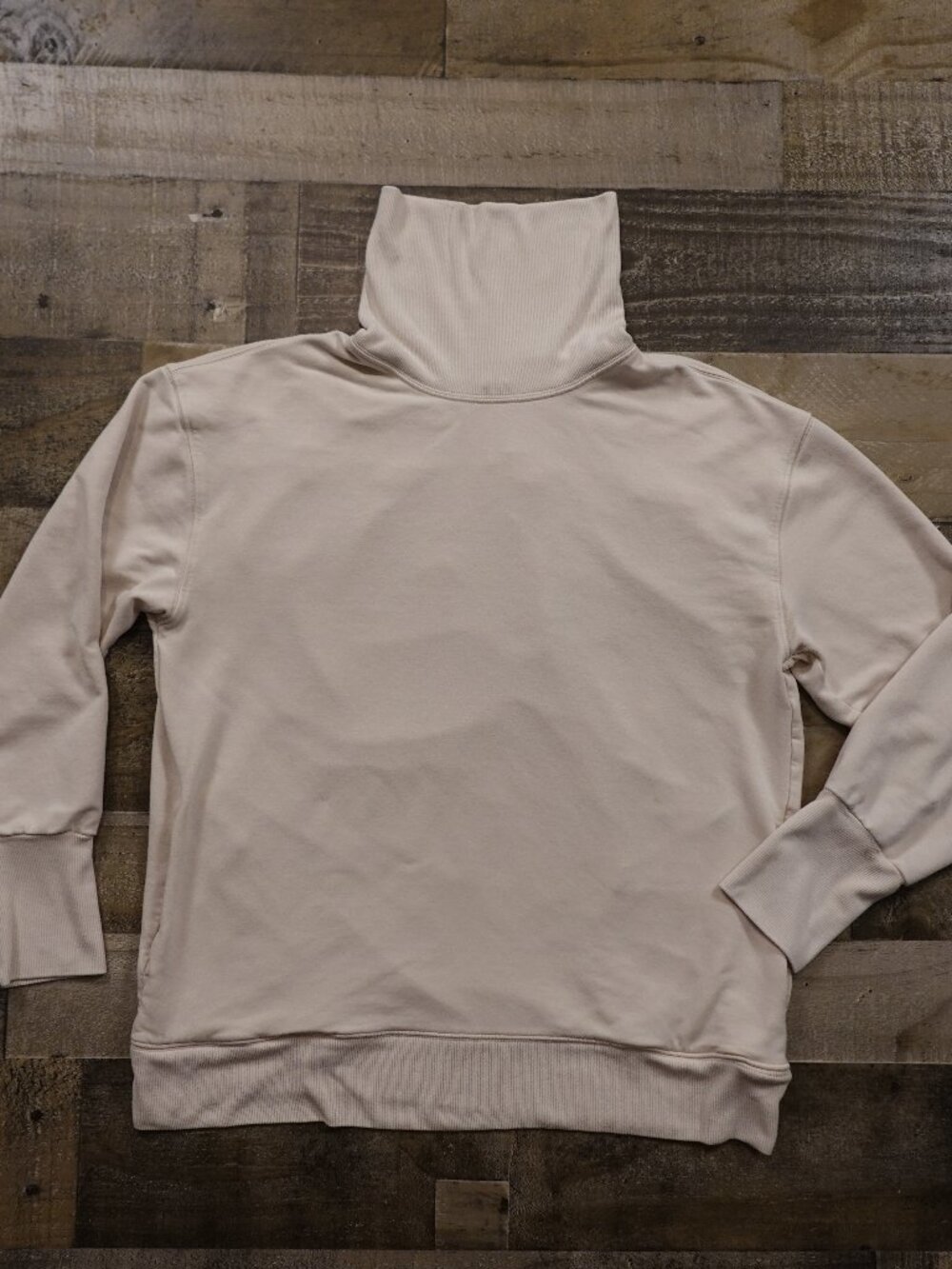 Athleta Balance Cinch Turtleneck Sweatshirt Women's Medium Beige Cozy